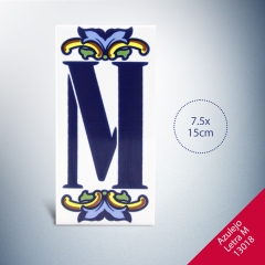 Foto principal AZULEJO LETRA M medidas 7.5x15cm